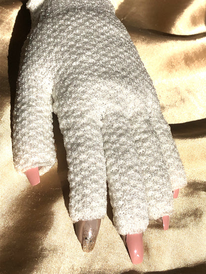 Tips~See Exfoliating Shower Gloves